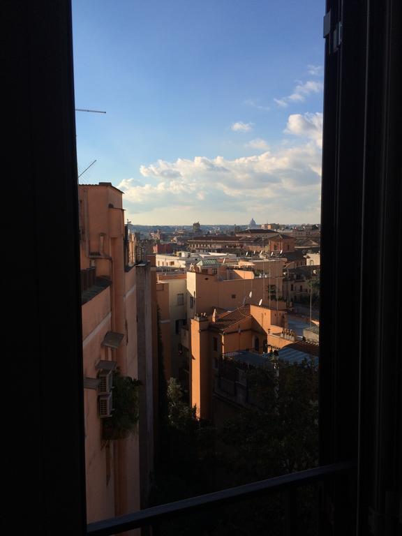 Casa Tua Sul Tetto Di Roma Apartment Exterior photo