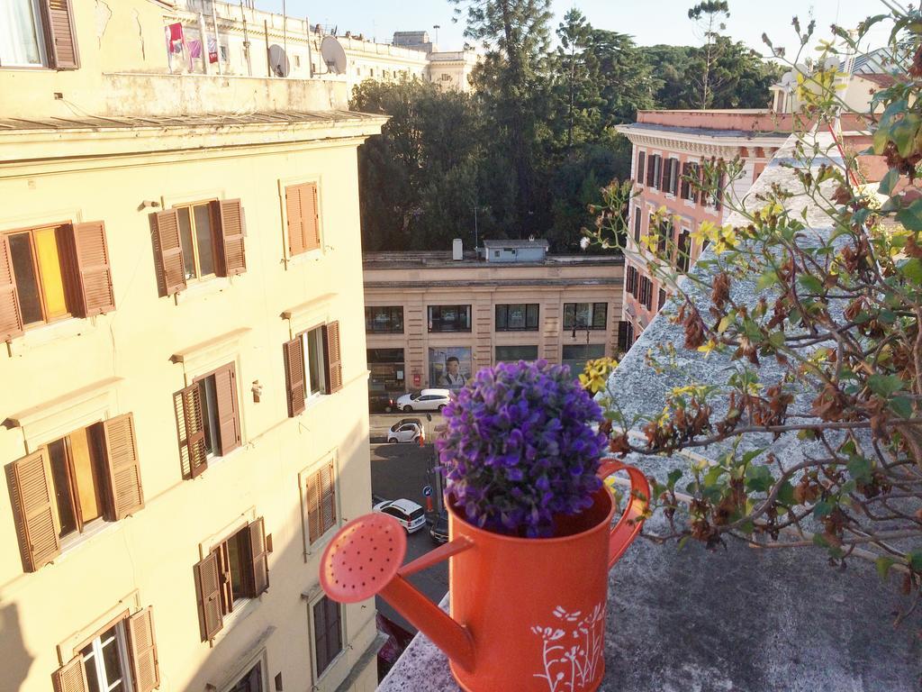 Casa Tua Sul Tetto Di Roma Apartment Exterior photo